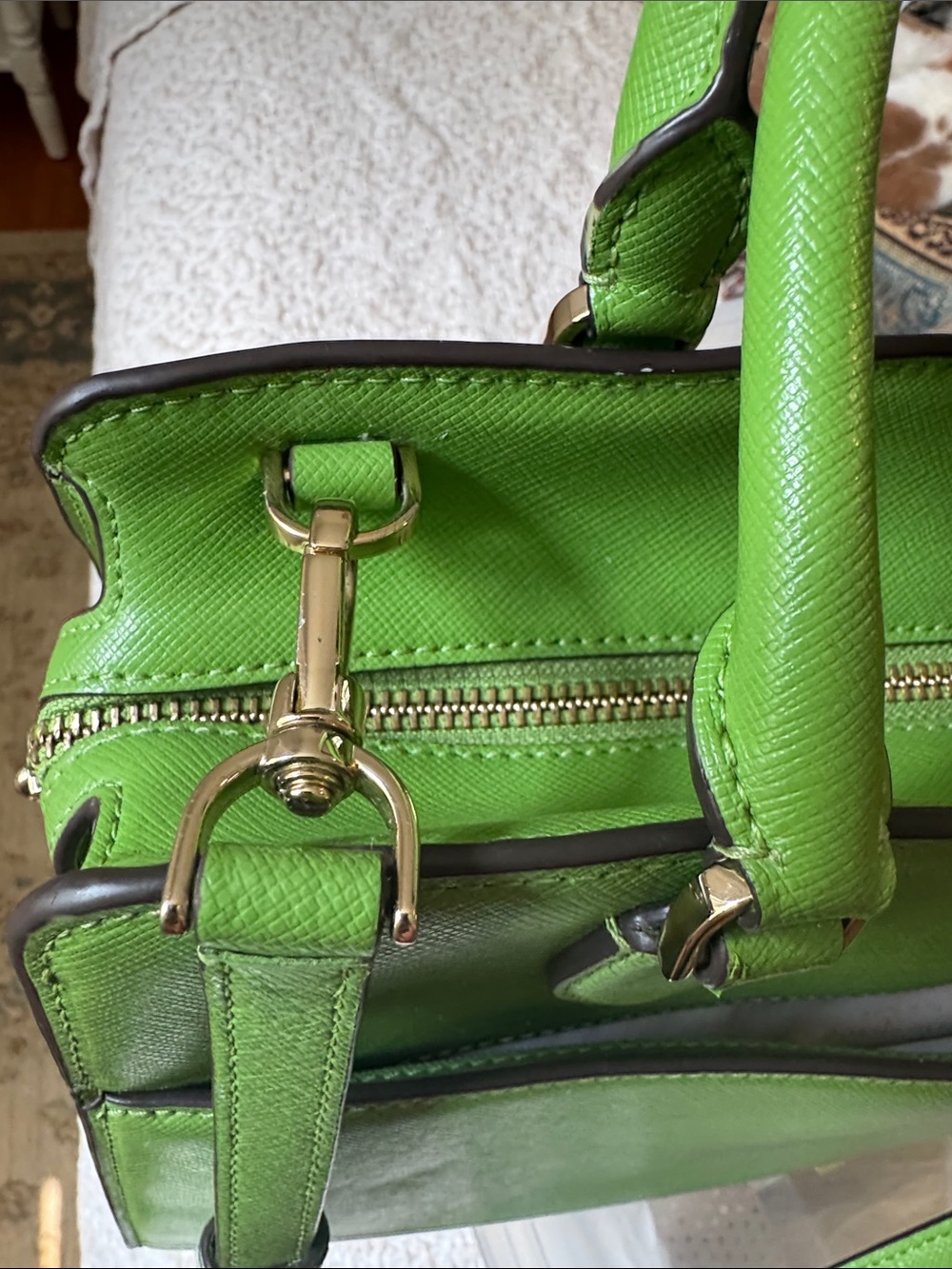 kate spade kelly green leather satchel with crossbody strap, new without tag - Picture 9 of 16